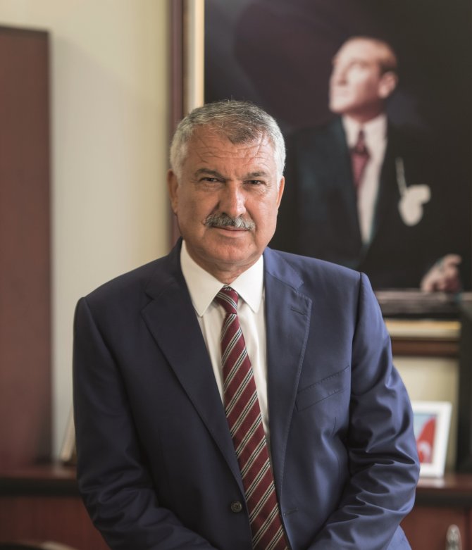 1631391596-zeydan-karalar.jpg