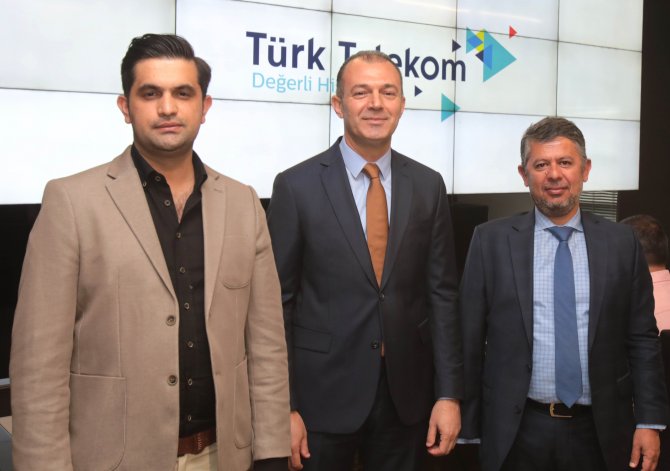 1633157393-soldan-sa-a-vsight-coo-vedat-omak-t-rk-telekom-teknoloji-gmy-yusuf-k-ra-nokia-t-rkiye-genel-m-d-r-zg-r-erzincan.jpg