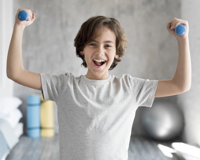1780299747-kid-doing-sport-home-001.jpg