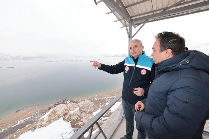 1782292043-tar-m-ve-orman-bakanl-bal-k-l-k-ve-su-r-nleri-genel-m-d-r-turgay-t-rky-lmaz-1.jpg