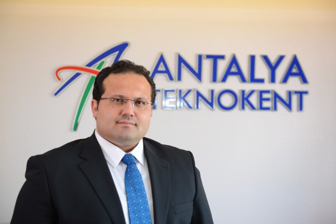 1786952094-dr-brahim-yavuz-antalya-teknokent-genel-m-d-r.jpg
