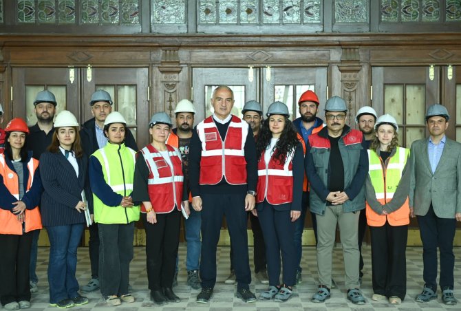 1790147004-k-lt-r-ve-tur-zm-bakani-mehmet-nur-ersoy.jpg