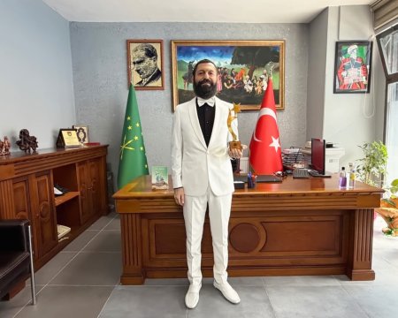 33de3a23-dc03-48dc-a8c9-ef22295ad7fe.jpg