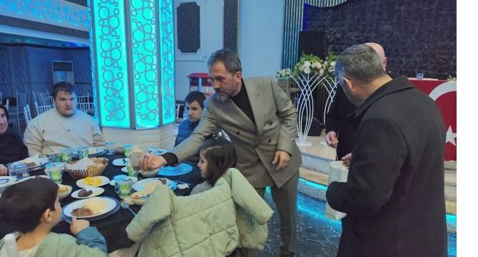 ahisiad-dan-sehit-aileleri-ve-yetim-cocuklara-anlamli-iftar-31850-6.jpg