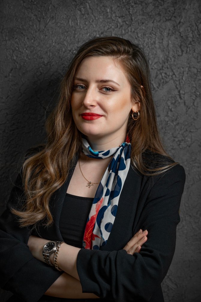 derya-kanberi-cinar.jpg