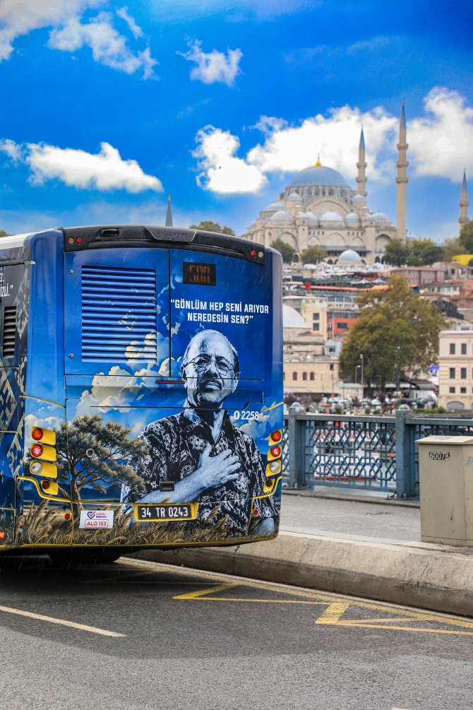 istanbul-yollarinda-neset-ertasa-saygi-15.jpeg