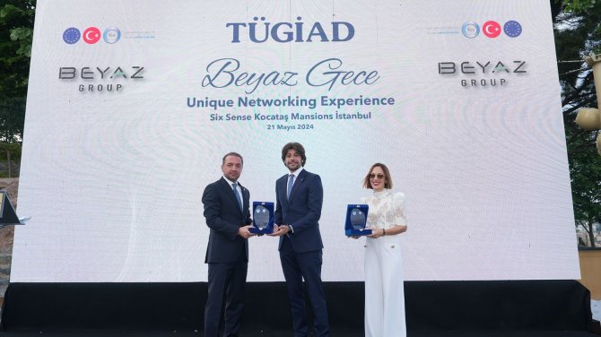 tugiad3-122615116.jpg